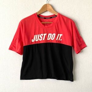 Nike Women’s Dri Fit Short Sleeves T Shirt